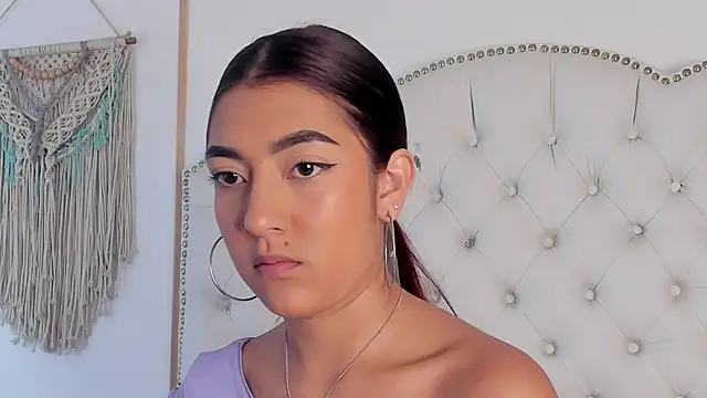 Sara funy online show from 02-26-26, 01:10