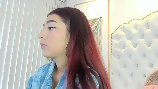 Snapshot of Sara_funy chatting on 05-26-26, 11:28 Sara funy online show from 05-26-26, 11:28