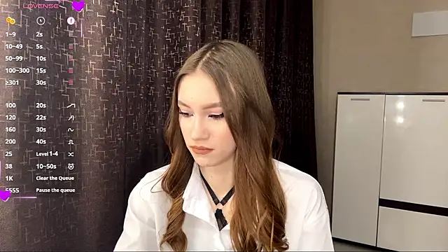 Snapshot of NuDonzze chatting on 02-27-26, 05:24 NuDonzze online show from 02-27-26, 05:24