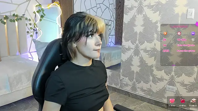 Cloee tay1 online show from 06-07-26, 11:58