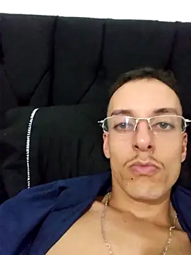 Snapshot of jhowbala chatting on 03-05-26, 06:15 jhowbala online show from 03-05-26, 06:15