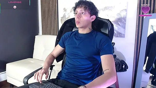 Jay Taylor1  online show from 03-05-26, 03:35