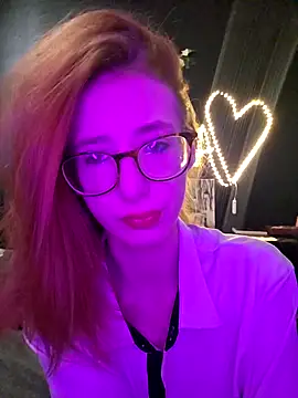 Snapshot of SweetAnnaX chatting on 03-25-26, 01:39 SweetAnnaX online show from 03-25-26, 01:39