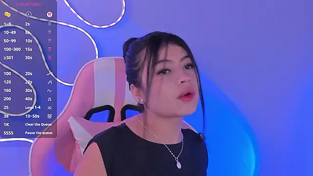 Snapshot of miacapone chatting on 03-04-26, 01:39 miacapone online show from 03-04-26, 01:39