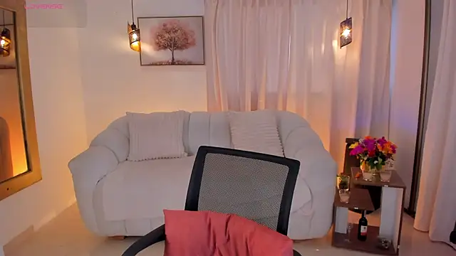 IsabellaLux  online show from 03-28-26, 03:55