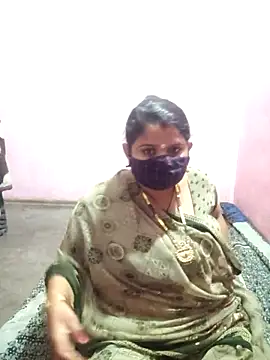 Snapshot of gujjuhotcouple chatting on 03-06-26, 05:42 gujjuhotcouple online show from 03-06-26, 05:42