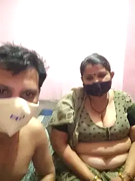 Snapshot of gujjuhotcouple chatting on 03-12-26, 05:30 gujjuhotcouple online show from 03-12-26, 05:30