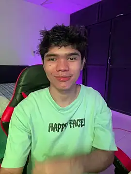 Camii pink online show from 03-04-26, 06:36