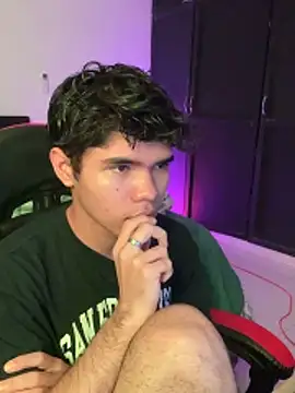 Camii pink online show from 03-10-26, 06:35