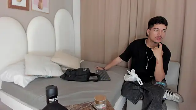 Jason 23   online show from 04-12-26, 01:27