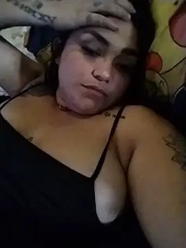 Cristal queen  online show from 03-12-26, 04:24