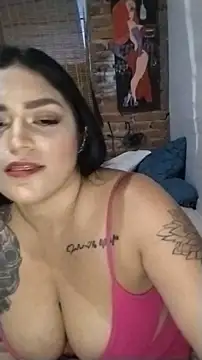 Snapshot of Cristal_queen_ chatting on 04-04-26, 01:48 Cristal queen online show from 04-04-26, 01:48