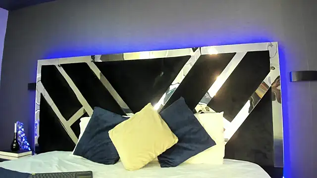 Snapshot of marthinafox_ chatting on 03-13-26, 07:09 marthinafox online show from 03-13-26, 07:09