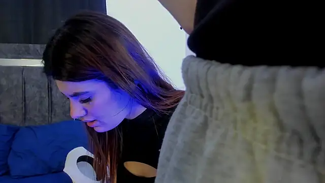 Bella and Mariana online show from 03-05-26, 12:12