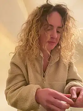 curlyirishgirl online show from 03-12-26, 03:56