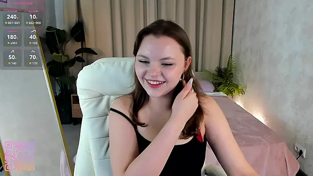 serinella  online show from 06-16-26, 12:30