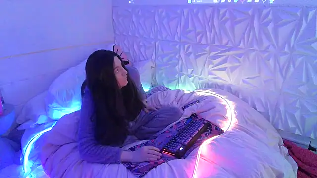 Moongirl117 online show from 03-03-26, 05:24