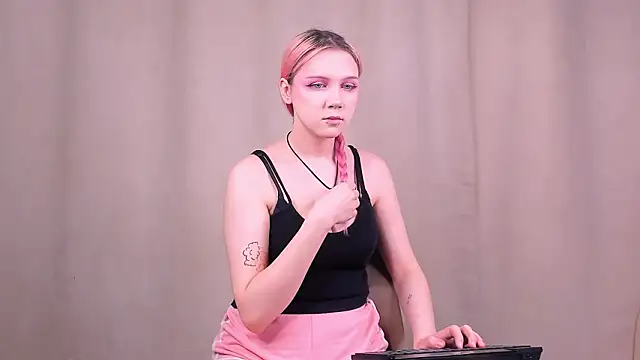 LinMagpuri online show from 03-11-26, 04:40