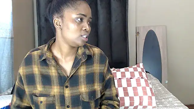 LexyDiana online show from 04-26-26, 08:12