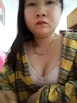 Snapshot of popping22 chatting on 03-02-26, 06:36 popping22 online show from 03-02-26, 06:36