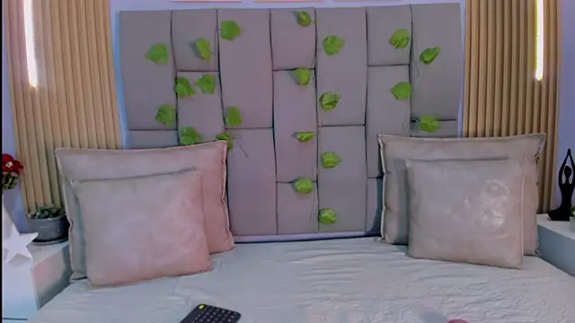 ValeriaRose  online show from 03-13-26, 11:50