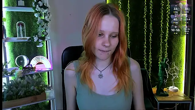 cassandra nik online show from 07-28-26, 12:23