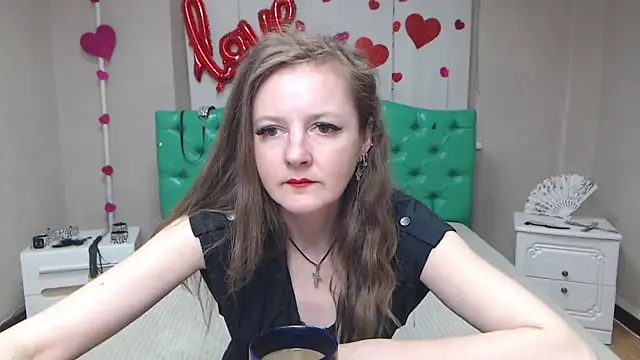Snapshot of MeganPirs chatting on 04-21-26, 05:06 MeganPirs online show from 04-21-26, 05:06
