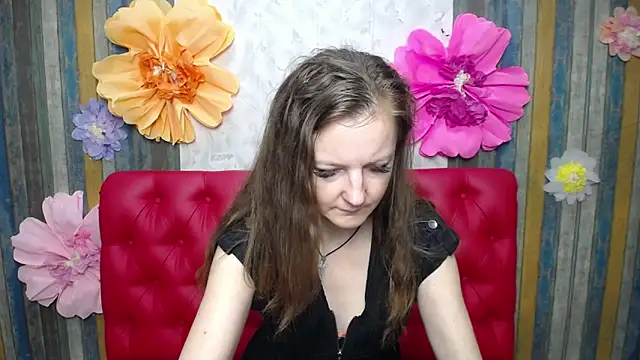 Snapshot of MeganPirs chatting on 05-11-26, 04:04 MeganPirs online show from 05-11-26, 04:04