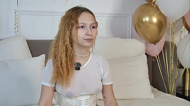 Snapshot of JassyCollins chatting on 05-20-26, 03:18 JassyCollins online show from 05-20-26, 03:18