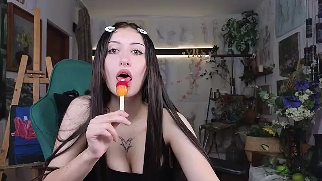 EffieMeowley online show from 07-04-26, 11:49