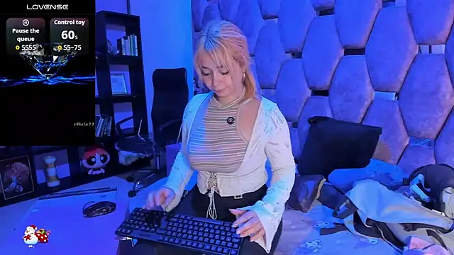 Maky Coss online show from 04-23-26, 01:02