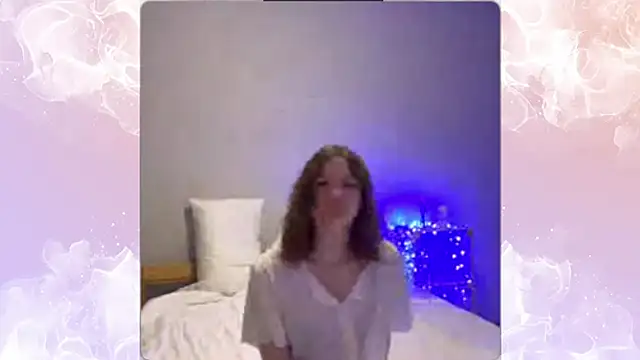 AliveCute online show from 04-15-26, 06:04