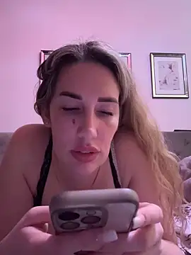 JuliaPrivat online show from 03-08-26, 02:04