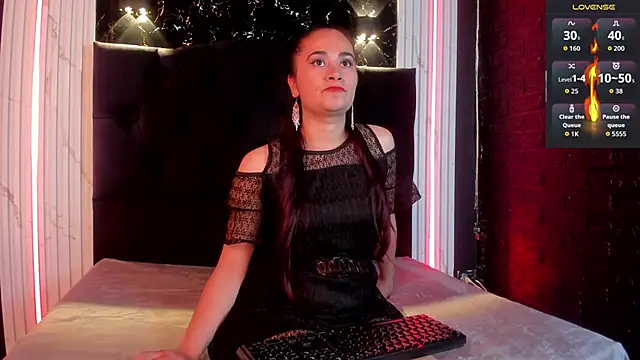  Macadamiia  online show from 03-05-26, 03:35