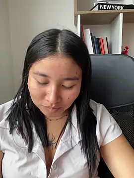 Pamela222- online show from 03-11-26, 12:33