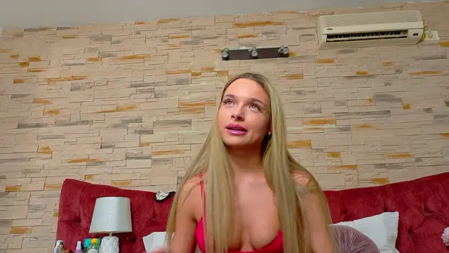 LannaSkyy online show from 03-11-26, 07:42