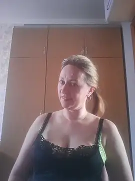 ChristinaYork online show from 05-14-26, 06:53