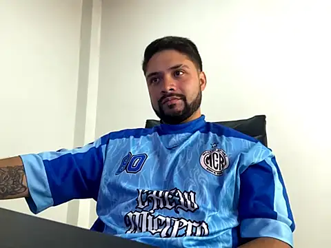 Snapshot of Zion_draftt chatting on 03-12-26, 08:15 Zion draftt online show from 03-12-26, 08:15