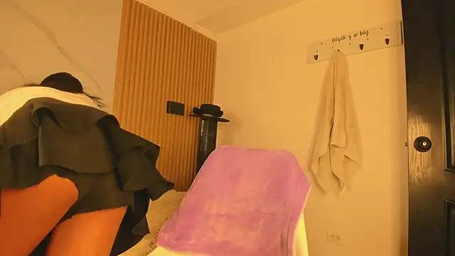 Miss ElektraNova online show from 03-22-26, 11:46