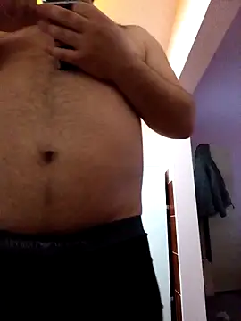 Snapshot of Enzo9911 chatting on 03-04-26, 10:49 Enzo9911 online show from 03-04-26, 10:49