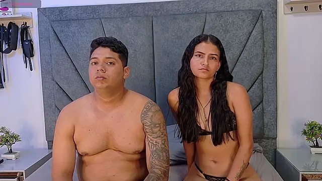 Snapshot of SweetAndSavage_OS chatting on 03-05-26, 07:43 SweetAndSavage OS online show from 03-05-26, 07:43