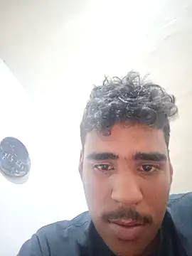 luis230436 online show from 02-26-26, 12:42