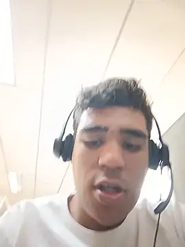 luis230436 online show from 05-20-26, 02:56