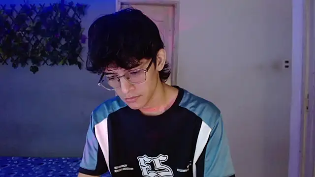 noah millerx online show from 03-13-26, 04:41