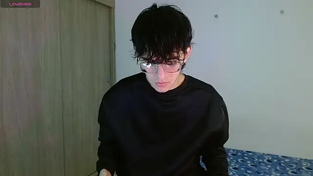 noah millerx online show from 05-11-26, 04:18
