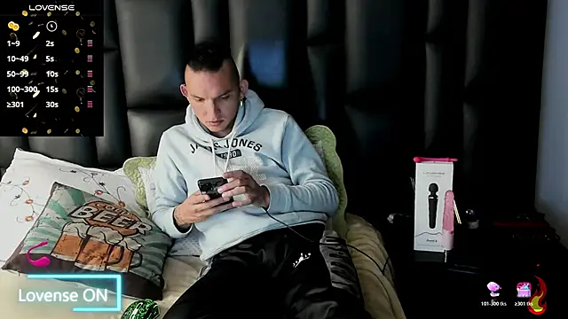 Mike Waters online show from 03-08-26, 10:24