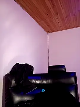 Snapshot of agathamoont chatting on 02-28-26, 01:34 agathamoont online show from 02-28-26, 01:34