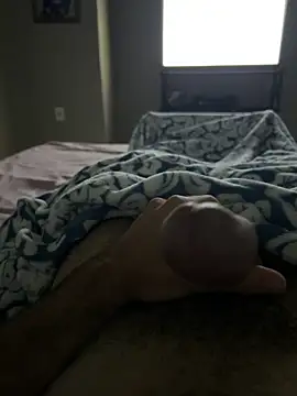 Snapshot of magrinhoGStZ8 chatting on 03-15-26, 04:18 magrinhoGStZ8 online show from 03-15-26, 04:18