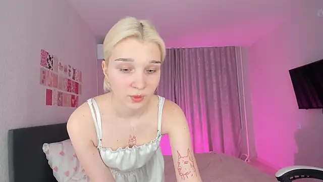 Lara Blue online show from 03-13-26, 02:07