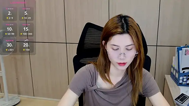 Snapshot of zhen-68 chatting on 04-08-26, 02:44 zhen-68 online show from 04-08-26, 02:44